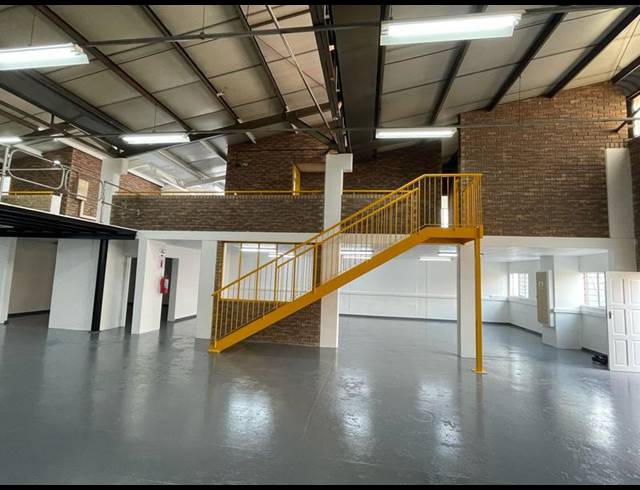 INDUSTRIAL PROPERTY TO RENT IN HENNOPSPARK
